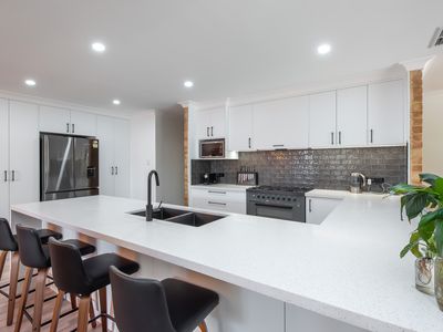 59 Emerald Way, Edgewater