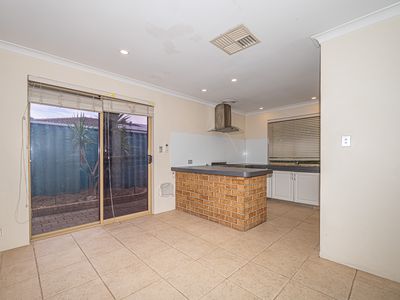 13 Glenarber Way, Willetton