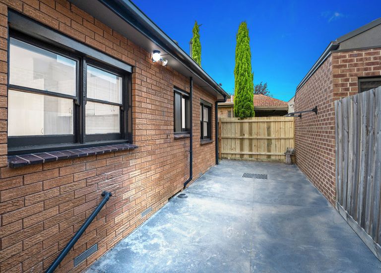 1 / 18 Maryborough Avenue, Kingsbury