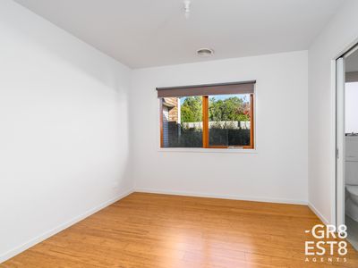 5a Shiraz Crescent, Narre Warren