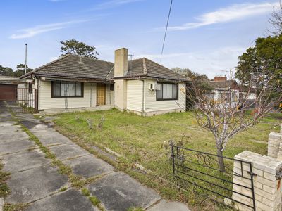 21 Fifth Avenue, Dandenong