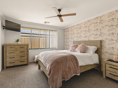 8 Kandalee Gate, Banksia Grove