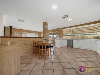 11 Starlet Court, Maddington