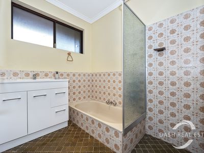 46 Ackworth Cres, Warwick