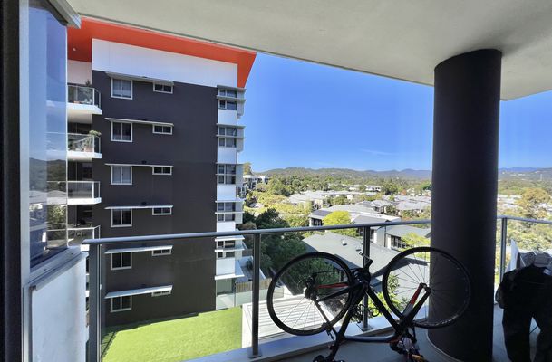 2412 / 42 Laver Drive, Robina