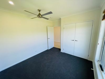 54 Denham Crescent, North Lakes