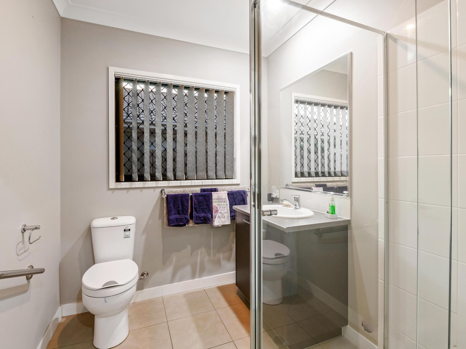 30 Coralina Crescent, Logan Reserve