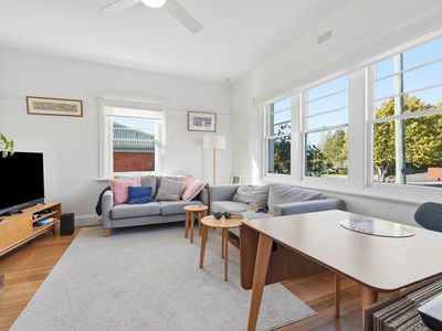 4 Carlton Street, Lenah Valley