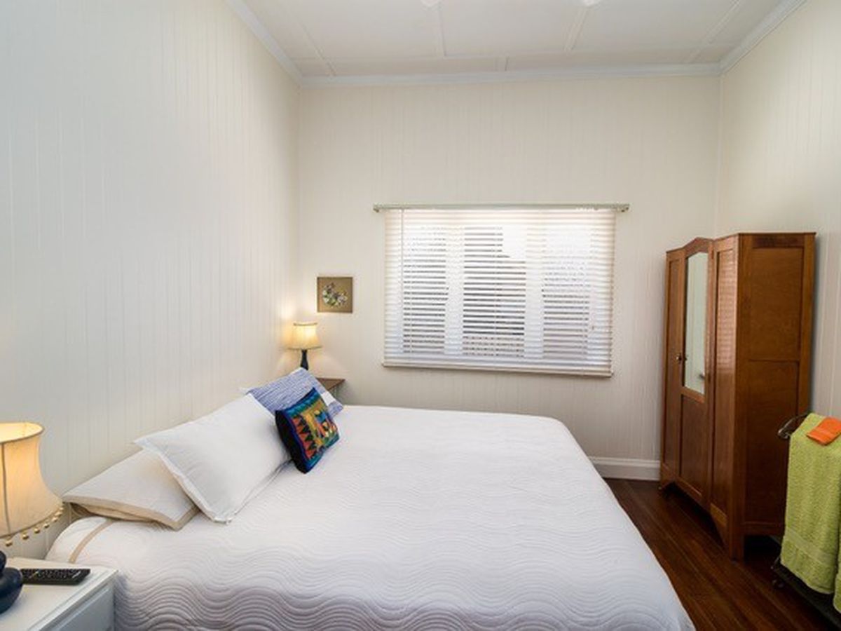 34 HERBERTON ROAD, Atherton