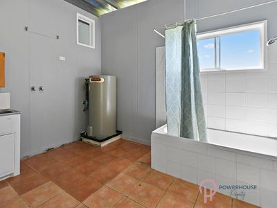 2 Oak Street, Goondi Bend