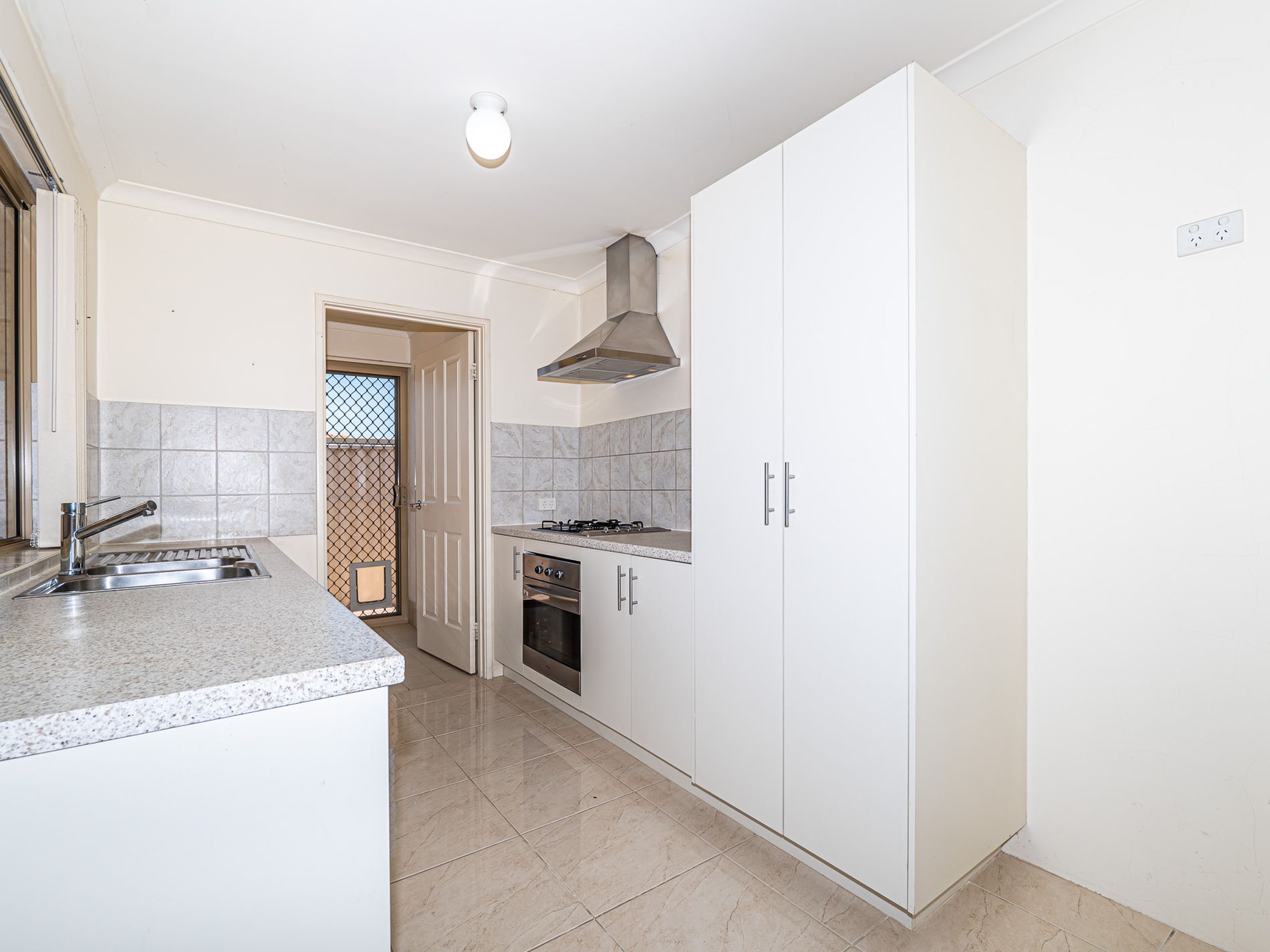 4 / 113-115 Renou Street, East Cannington