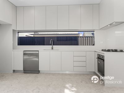 3 / 5 Elouera Crescent, Moorebank