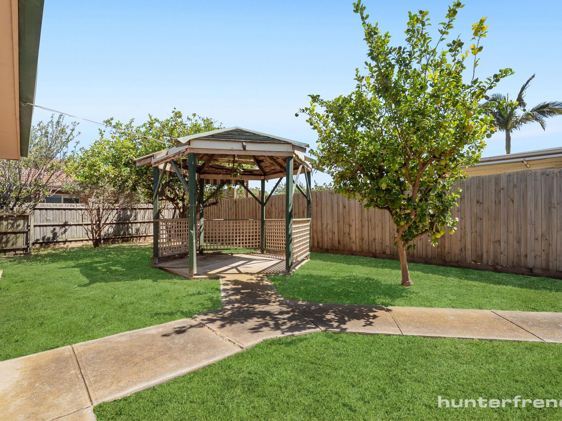10 Oakes Court, Altona Meadows