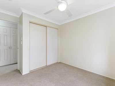 2 / 62 Birdwood Road, Holland Park West