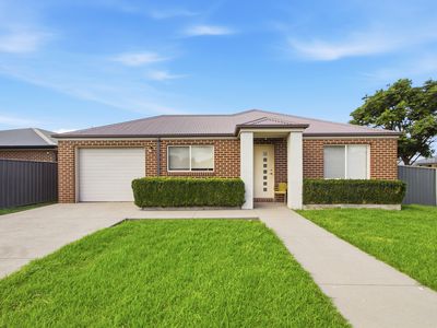 1 Speechley Court, Sale