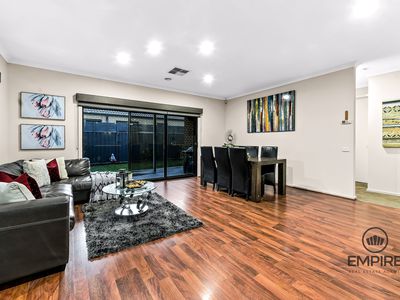32 Parkhurst Drive, Cranbourne East