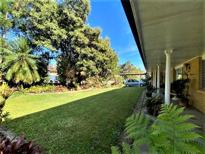 17 Woodlands Drive, Rochedale South