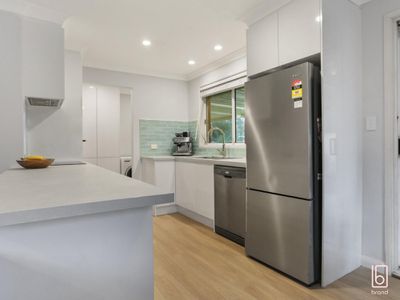 9 Tandara Close, Blue Haven
