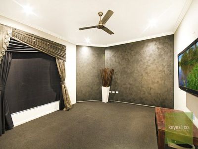 66 Sheerwater Parade, Douglas