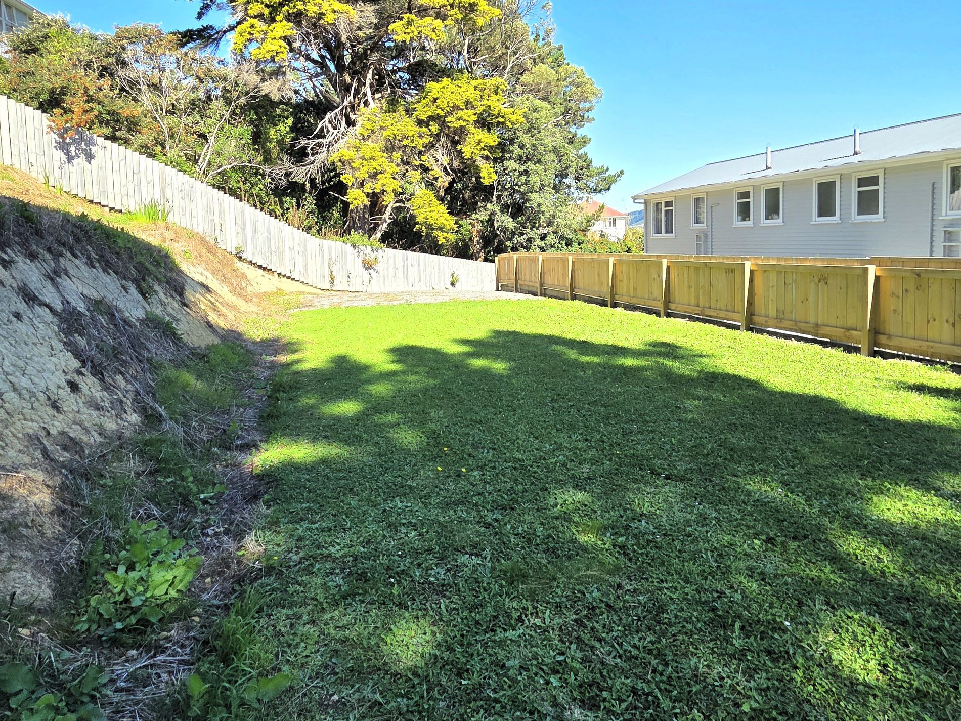 8A - 8B Devon Place, Cannons Creek