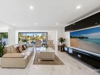 168 Rio Vista Boulevard, Broadbeach Waters