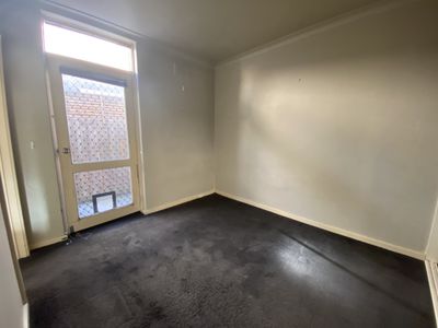 5 / 95 Summerhill Road, Footscray
