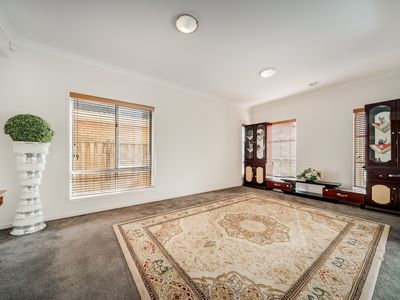 4 Outrigger Court, Point Cook