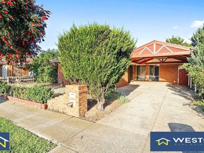 9 Callistemon Drive, Hoppers Crossing