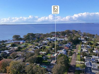 15 St Leonards Street, Rocky Point