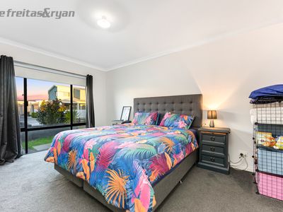 19 Ametrine Street, Treeby