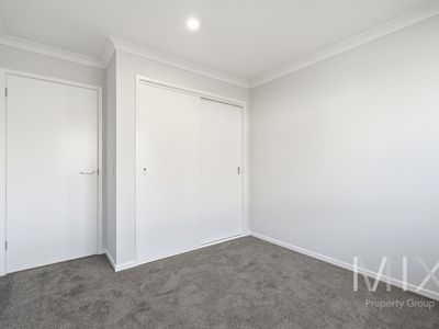 2 / 70 William Street , Brighton