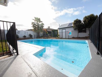 2 Hutchins Avenue, Dubbo