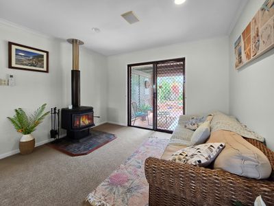 37 Holm Street, Atherton