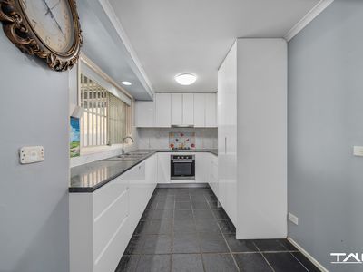 14 Fizell Place, Minchinbury