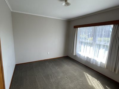3/497 Beach Road, Murrays Bay
