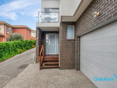 2 / 51 Northumberland Road, Pascoe Vale