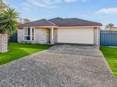 32 Southern Lights Drive, Pimpama