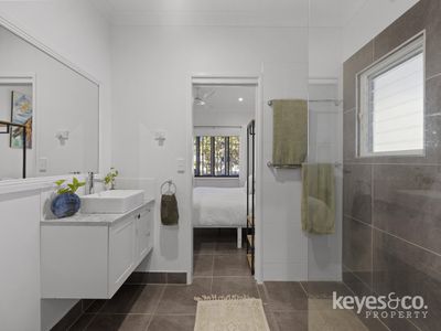 6 Dillane Street, Hyde Park