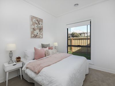 1 Bird Court, Williamstown