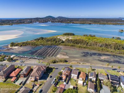 37 Point Road, Tuncurry