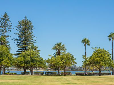 407 / 108 Terrace Road, East Perth