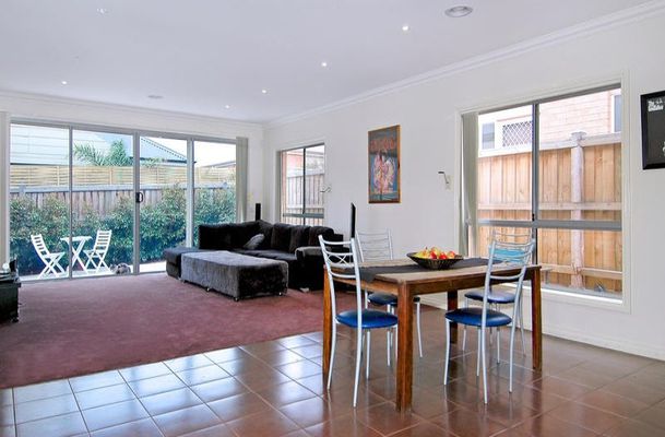 9 Marchmont Rise, Craigieburn