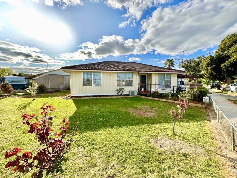 8 McCann Crescent, Kerang