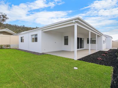 34 DARTNELL CRESCENT, Wodonga