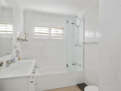 99 Cresswick Parade, Dalmeny
