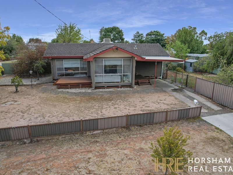 38A Federation Avenue, Horsham