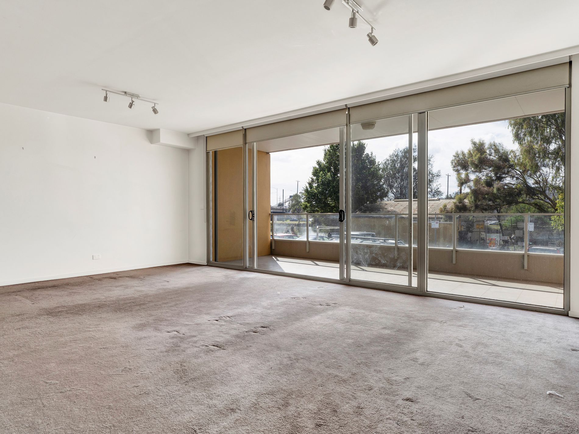 10 / 2 Saltriver Place, Footscray