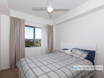 3303 / 31 Bourton Road, Merrimac