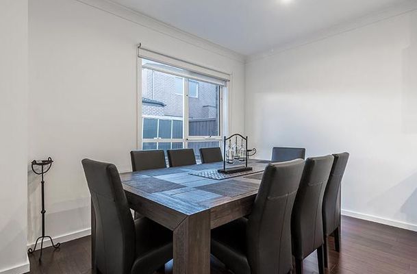 1 Battista Grove, Greenvale