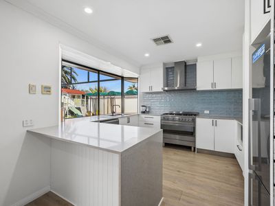 52 Sanderling Drive, Thornlie